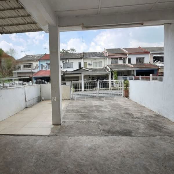 2-storey Terraced House for Sale in BANDAR PUCHONG JAYA (Puchong) - Angel Tan - Exterior - PropertyGuru.com.my
