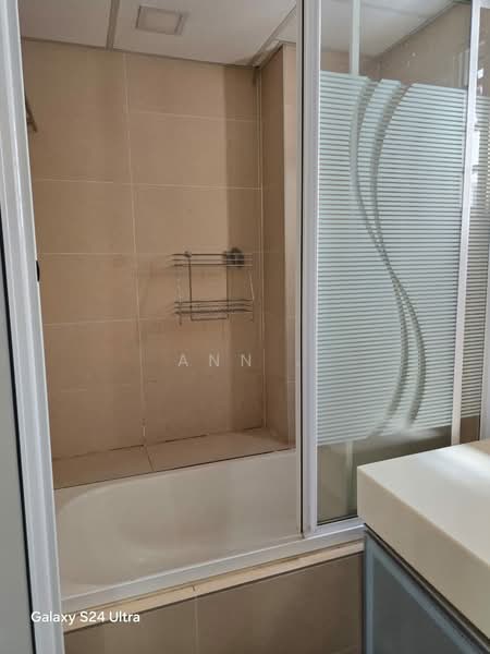 Service Residence for Sale at Main Place Residence - Ann . - Bathroom - PropertyGuru.com.my