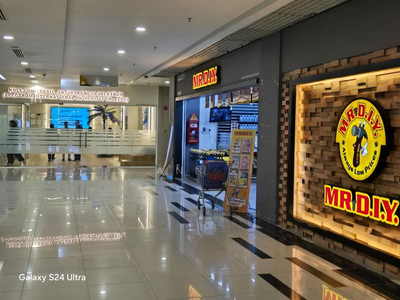 Service Residence for Sale at Main Place Residence - Ann . - Interior - PropertyGuru.com.my
