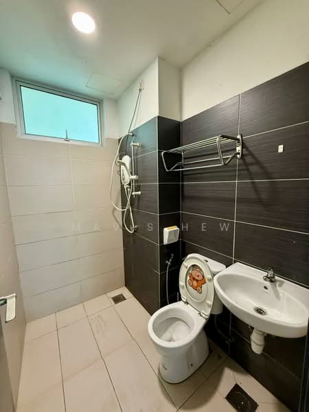 Apartment for Rent at Midori Green (Pangsapuri Hijauan) - Mavis Hew - Bathroom - PropertyGuru.com.my