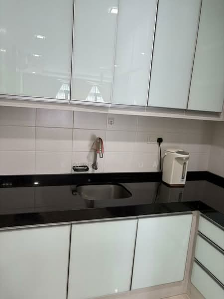 Kondominium untuk Dijual di The Z Residence - Karl Lua - Kitchen - PropertyGuru.com.my