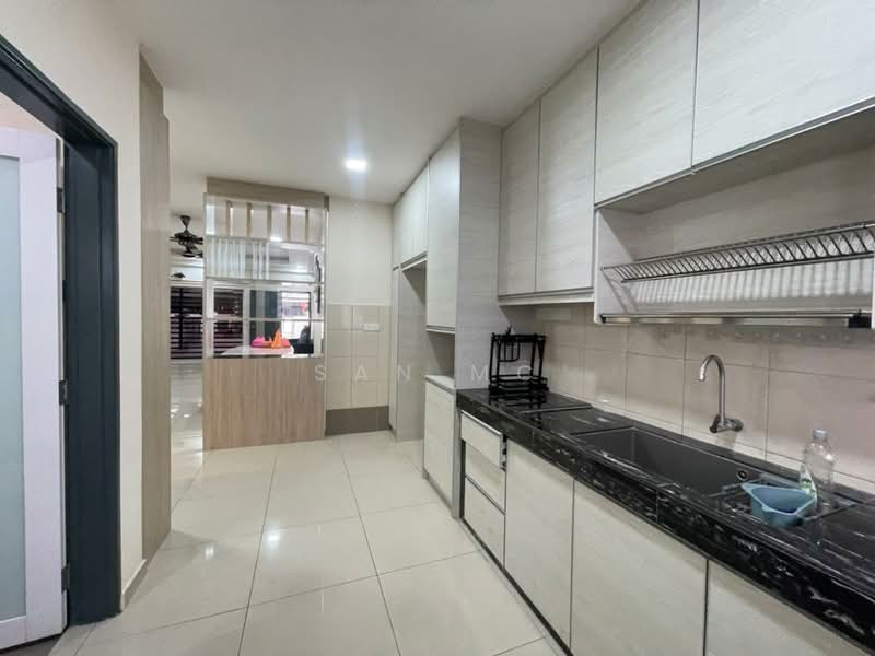 2-storey Terraced House for Rent in Taman Bangi Villa (Bangi) - San MC - Kitchen - PropertyGuru.com.my