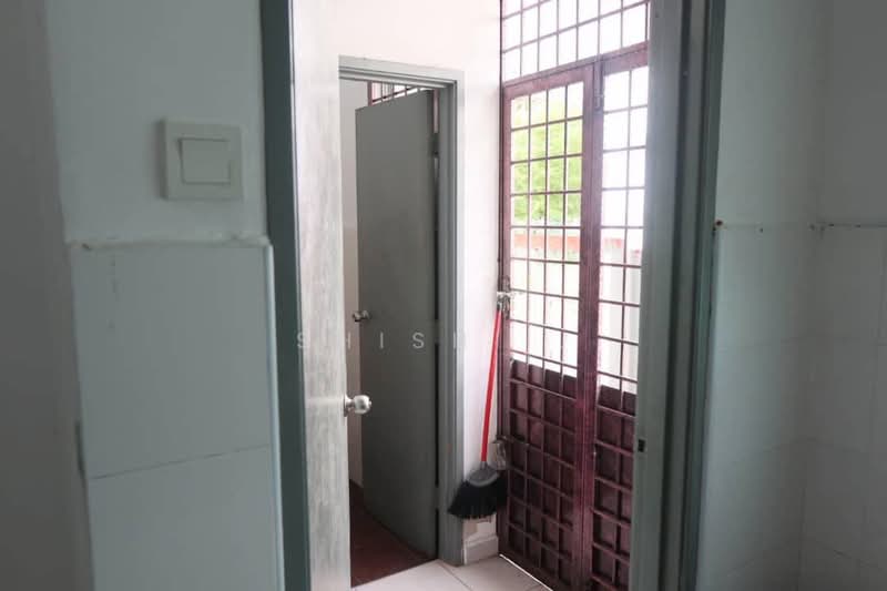 2-storey Terraced House for Sale in Taman Johor Jaya (Johor Bahru) - Shishi . - PropertyGuru.com.my