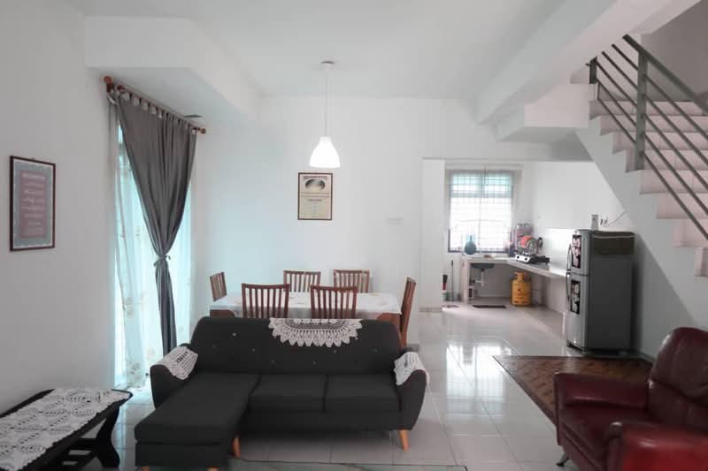 2-storey Terraced House for Sale in Taman Johor Jaya (Johor Bahru) - Shishi . - PropertyGuru.com.my