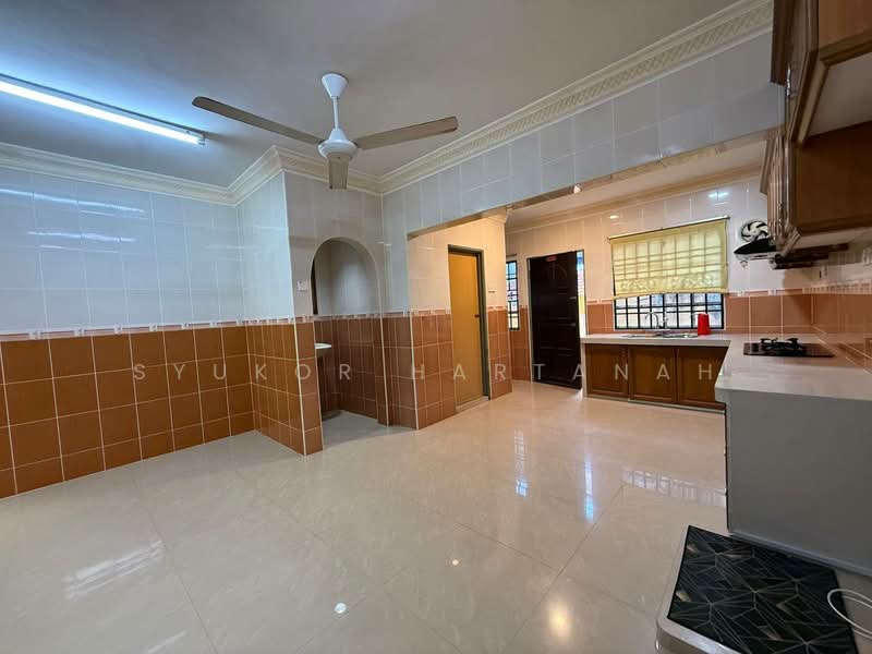 Rumah Teres 2 Tingkat untuk Dijual di Batu Caves (Selangor) - Syukor Hartanah - Kitchen - PropertyGuru.com.my