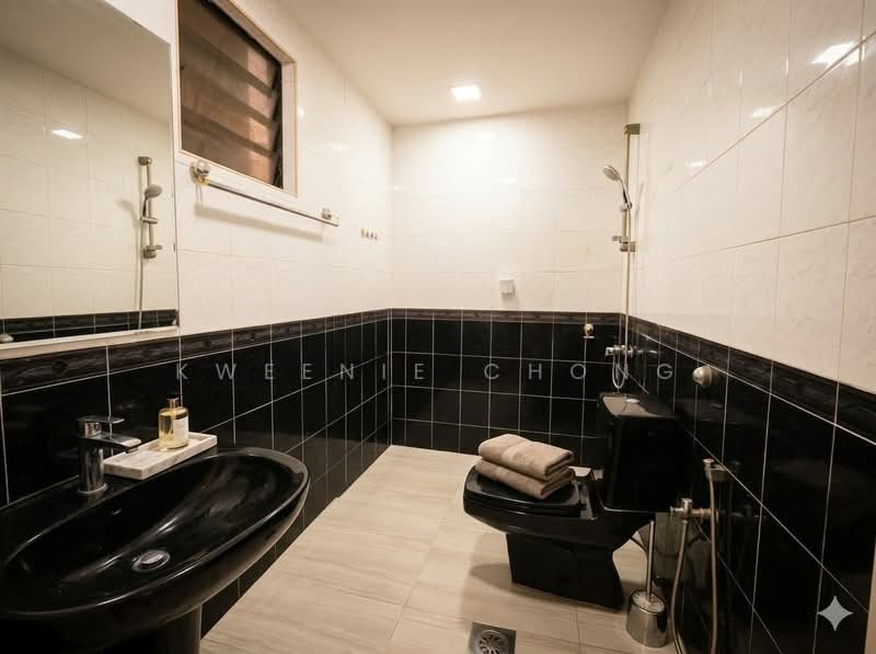 Kondominium untuk Disewa di Villa Putra - Kweenie Chong - Bathroom - PropertyGuru.com.my