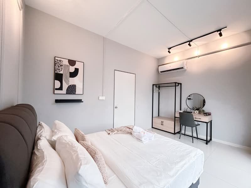 Servis Apartment untuk Disewa di Majestic Maxim - Jane Yap - Bedroom - PropertyGuru.com.my