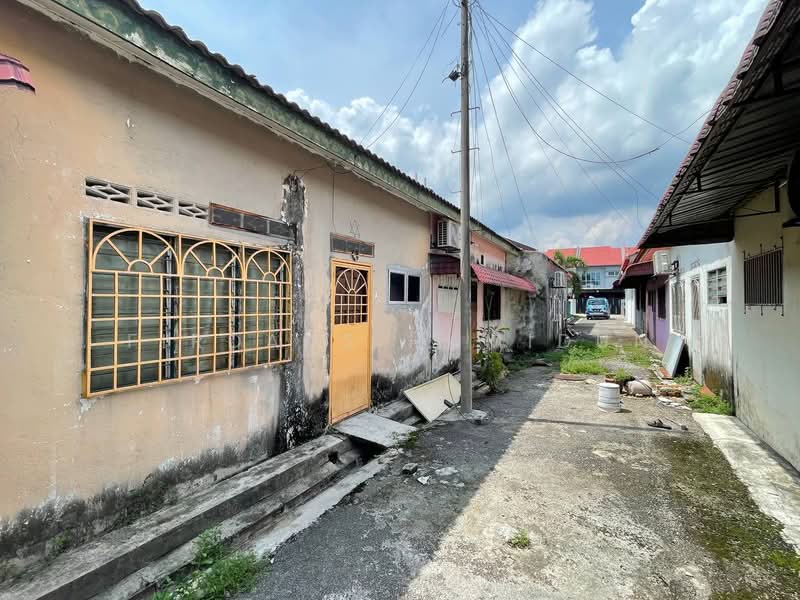 1-storey Terraced House for Sale in Taman Jaya Utama (Telok Panglima Garang) - Firdaus Hamidun - PropertyGuru.com.my