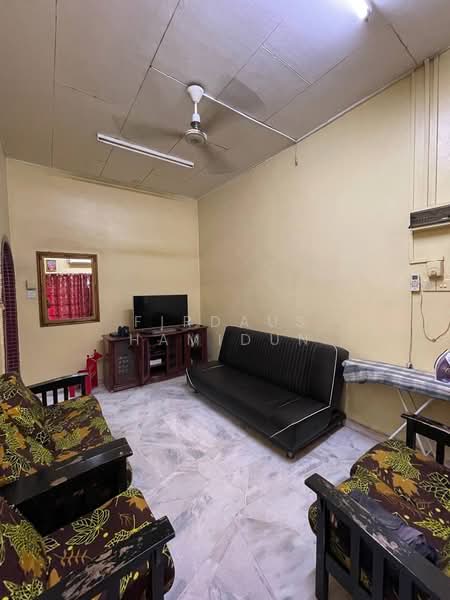 1-storey Terraced House for Sale in Taman Jaya Utama (Telok Panglima Garang) - Firdaus Hamidun - PropertyGuru.com.my