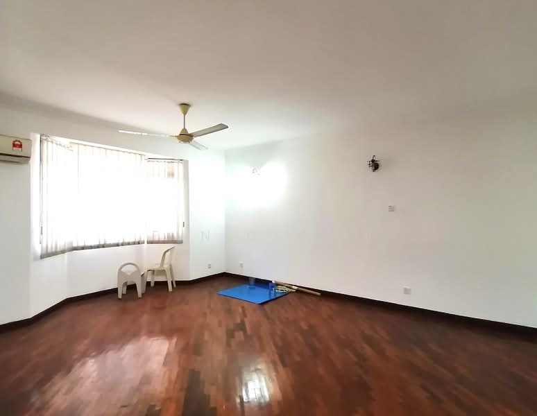 Rumah Teres untuk Dijual di Bukit Rahman Putra (Sungai Buloh) - Eunice Lai - Living Room - PropertyGuru.com.my