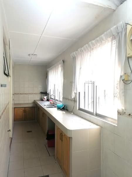 Rumah Teres untuk Dijual di Bukit Rahman Putra (Sungai Buloh) - Eunice Lai - Kitchen - PropertyGuru.com.my