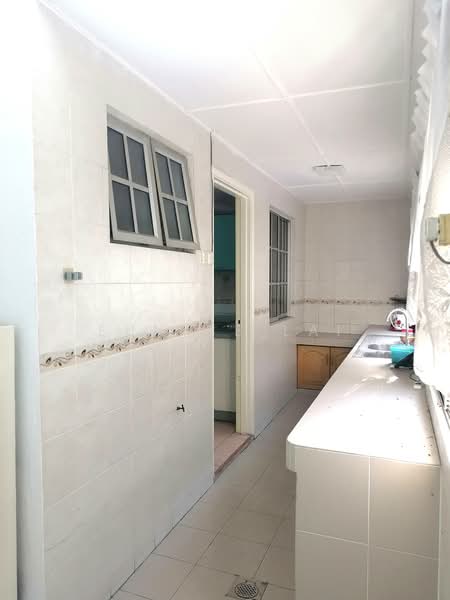 Rumah Teres untuk Dijual di Bukit Rahman Putra (Sungai Buloh) - Eunice Lai - Kitchen - PropertyGuru.com.my