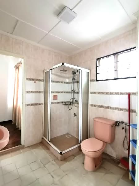 Rumah Teres untuk Dijual di Bukit Rahman Putra (Sungai Buloh) - Eunice Lai - Bathroom - PropertyGuru.com.my