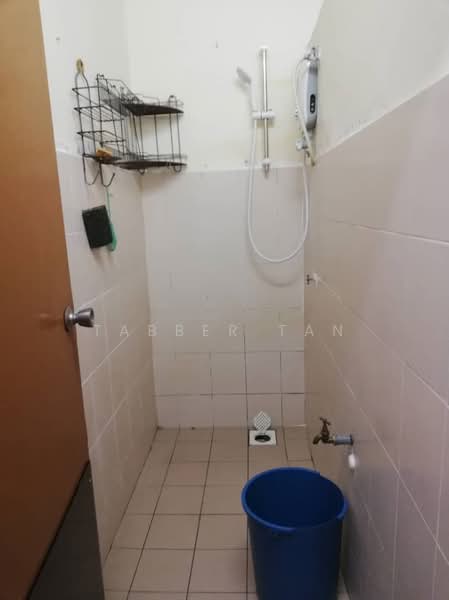 Flat for Rent at Pudu Impian 1 - Tabber Tan - Bathroom - PropertyGuru.com.my