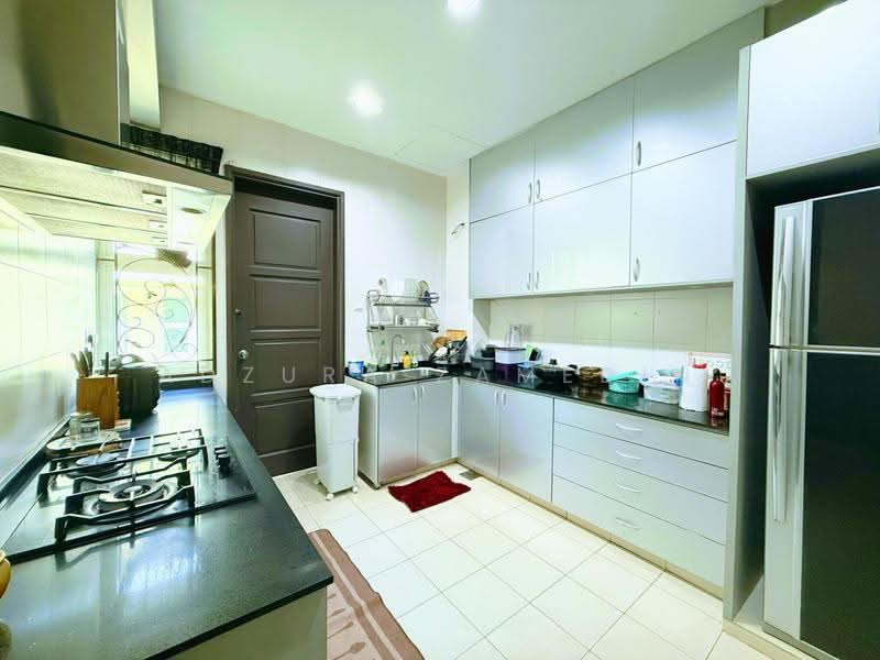 Bungalow House for Sale in Kayangan Heights (Shah Alam) - Adzura Zamedin - Kitchen - PropertyGuru.com.my
