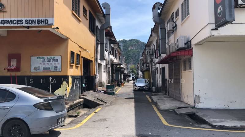 Kedai / Pejabat untuk Disewa di Taman Sri Gombak (Gombak) - Shaziery Iskandar - Exterior - PropertyGuru.com.my