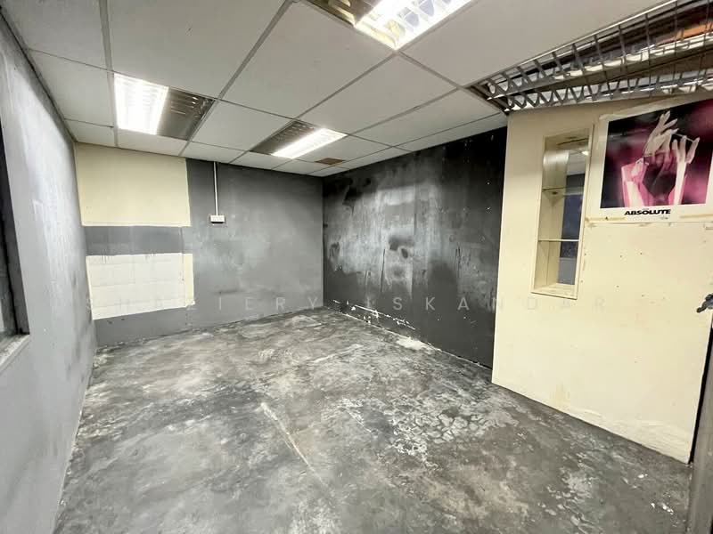 Kedai / Pejabat untuk Disewa di Taman Sri Gombak (Gombak) - Shaziery Iskandar - PropertyGuru.com.my