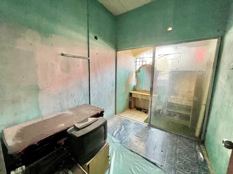 Kedai / Pejabat untuk Disewa di Taman Sri Gombak (Gombak) - Shaziery Iskandar - PropertyGuru.com.my