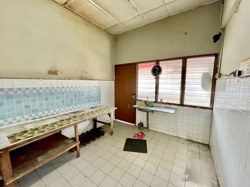 Kedai / Pejabat untuk Disewa di Taman Sri Gombak (Gombak) - Shaziery Iskandar - PropertyGuru.com.my