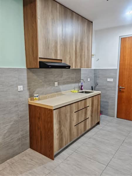Servis Apartment untuk Disewa di SUNSURIA FORUM SERVICED APARTMENT - Tom Lee - Kitchen - PropertyGuru.com.my