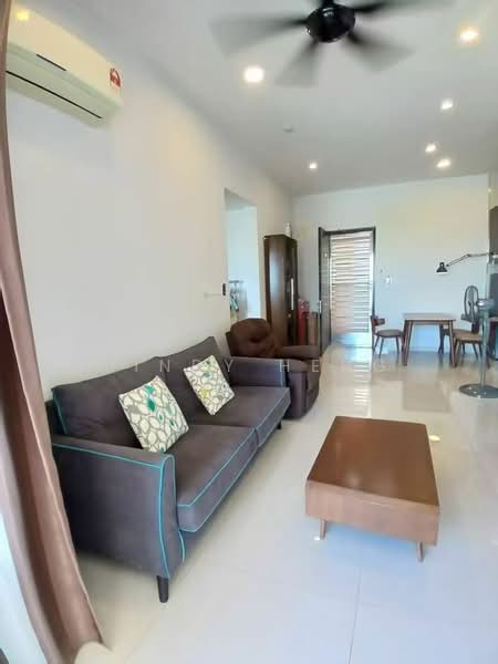 Condominium for Sale at Royal Strand @ Country Garden Danga Bay - Mindy Heng - Living Room - PropertyGuru.com.my