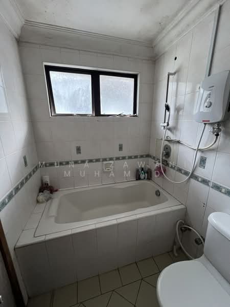 Condominium for Sale at Cyber Heights Villa - Muna Zawani Muhamad - Bathroom - PropertyGuru.com.my