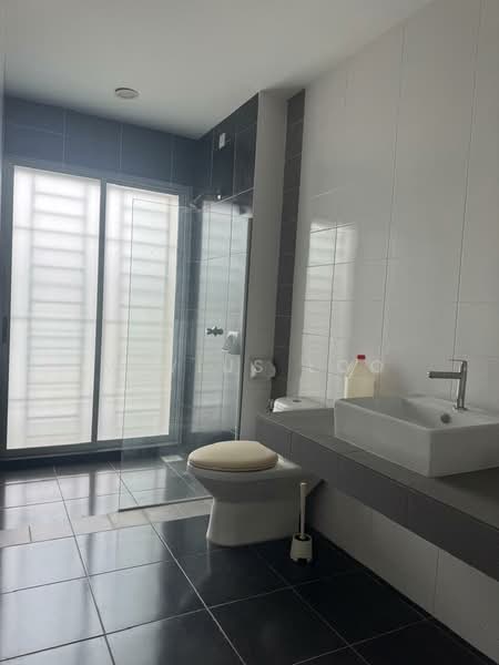 2-storey Terraced House for Sale in Bandar Seri Coalfields (Sungai Buloh) - CCS Shan - Bathroom - PropertyGuru.com.my