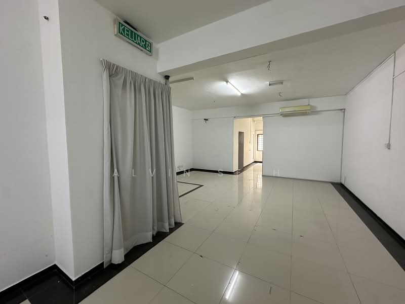 Shop / Office for Sale in Bandar Mahkota Cheras (Cheras) - Alvin Seah - Interior - PropertyGuru.com.my