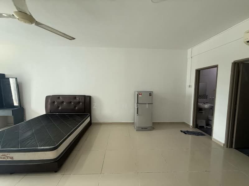 Apartment for Rent at Zennith Suites (Pangsapuri Kebun Teh) - Zi Hui - Bedroom - PropertyGuru.com.my