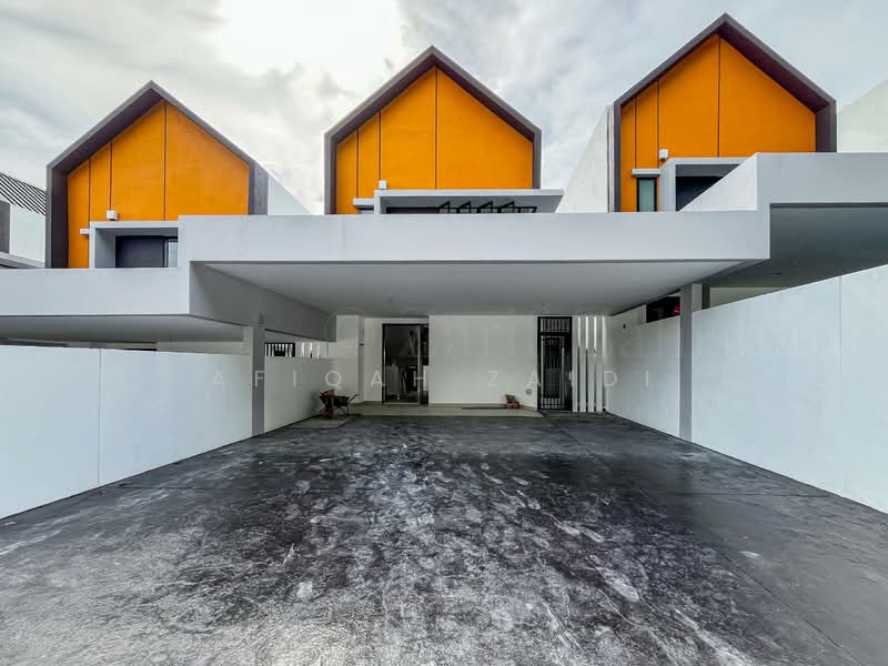 Rumah Teres 3 Tingkat untuk Dijual di Taman Melawati (Ulu Kelang) - Afiqah zaidi - PropertyGuru.com.my