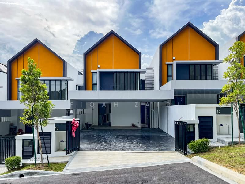 Rumah Teres 3 Tingkat untuk Dijual di Taman Melawati (Ulu Kelang) - Afiqah zaidi - PropertyGuru.com.my