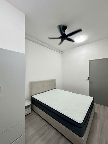 Condominium for Rent at Lakefront Residence - TOH VICKIE - Bedroom - PropertyGuru.com.my