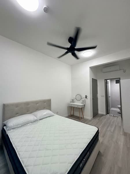 Condominium for Rent at Lakefront Residence - TOH VICKIE - Bedroom - PropertyGuru.com.my