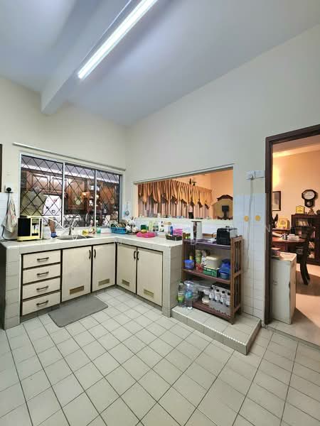 Semi-Detached House for Sale in SS3 (Petaling Jaya) - Mohammad Din Majid - Kitchen - PropertyGuru.com.my