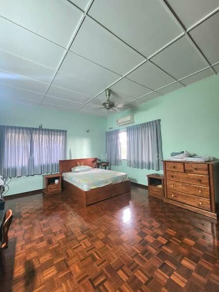 Semi-Detached House for Sale in SS3 (Petaling Jaya) - Mohammad Din Majid - Bedroom - PropertyGuru.com.my