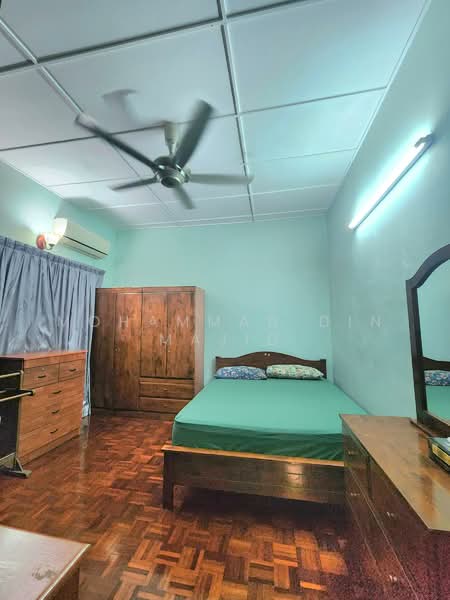Semi-Detached House for Sale in SS3 (Petaling Jaya) - Mohammad Din Majid - Bedroom - PropertyGuru.com.my