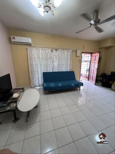 Rumah Teres 2 Tingkat untuk Dijual di Bandar Botanic (Klang) - Jason Ng - Living Room - PropertyGuru.com.my