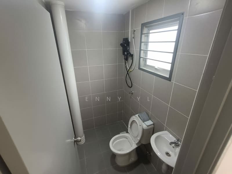 Flat for Rent at PANGSAPURI SELANGORKU SENA - Kenny YL - Bathroom - PropertyGuru.com.my