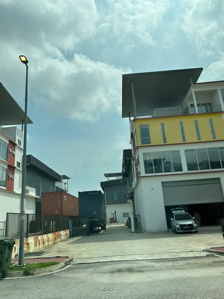 Factory for Rent in Rawang (Selangor) - Jentsen Thong - Exterior - PropertyGuru.com.my