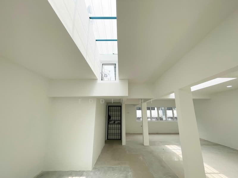 Kedai / Pejabat untuk Disewa di Taman Tun Dr Ismail (Kuala Lumpur) - Eddie Hi - Interior - PropertyGuru.com.my
