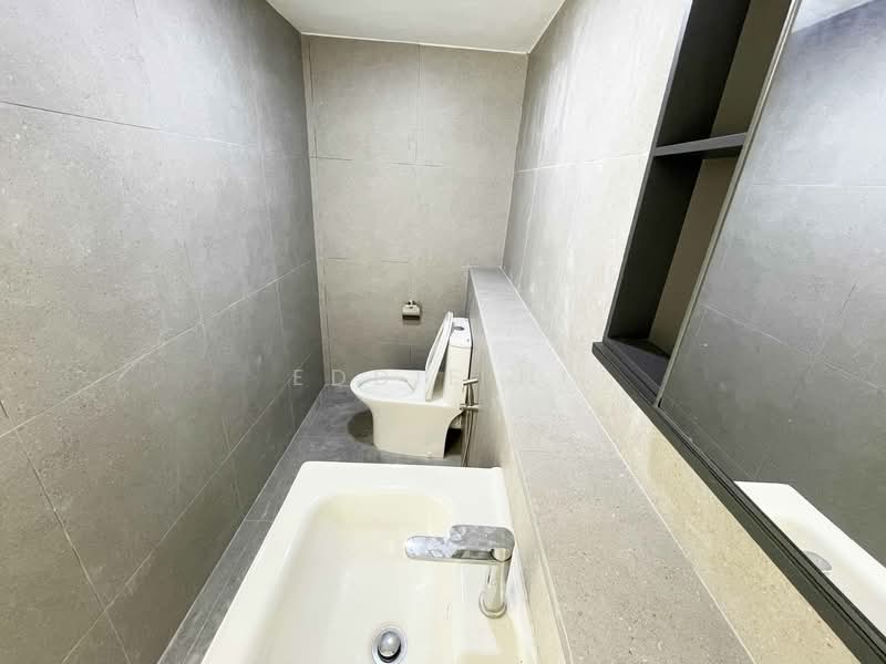 Kedai / Pejabat untuk Disewa di Taman Tun Dr Ismail (Kuala Lumpur) - Eddie Hi - Bathroom - PropertyGuru.com.my