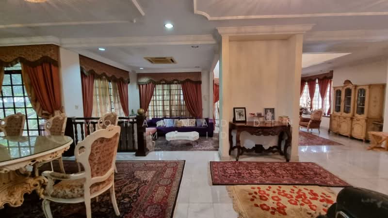 Rumah Banglo untuk Dijual di SS7 (Petaling Jaya) - Mohammad Din Majid - Living Room - PropertyGuru.com.my