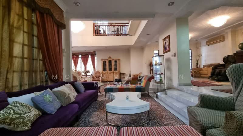 Rumah Banglo untuk Dijual di SS7 (Petaling Jaya) - Mohammad Din Majid - Living Room - PropertyGuru.com.my