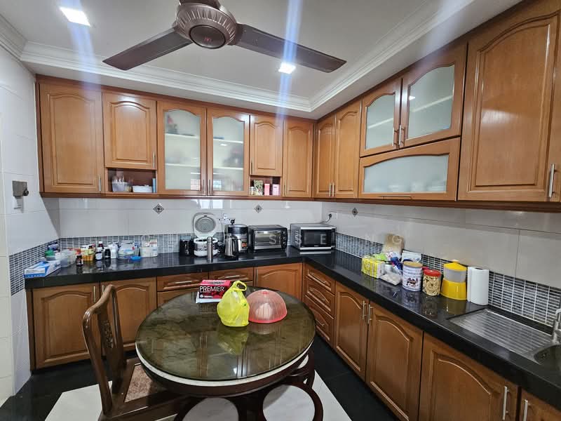 Semi-Detached House for Sale in Damansara Heights (Kuala Lumpur) - Charisse Ng - Kitchen - PropertyGuru.com.my