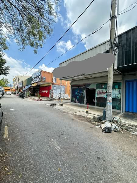 Shop for Rent in Kepong Baru (Kepong) - Benz Low - Exterior - PropertyGuru.com.my