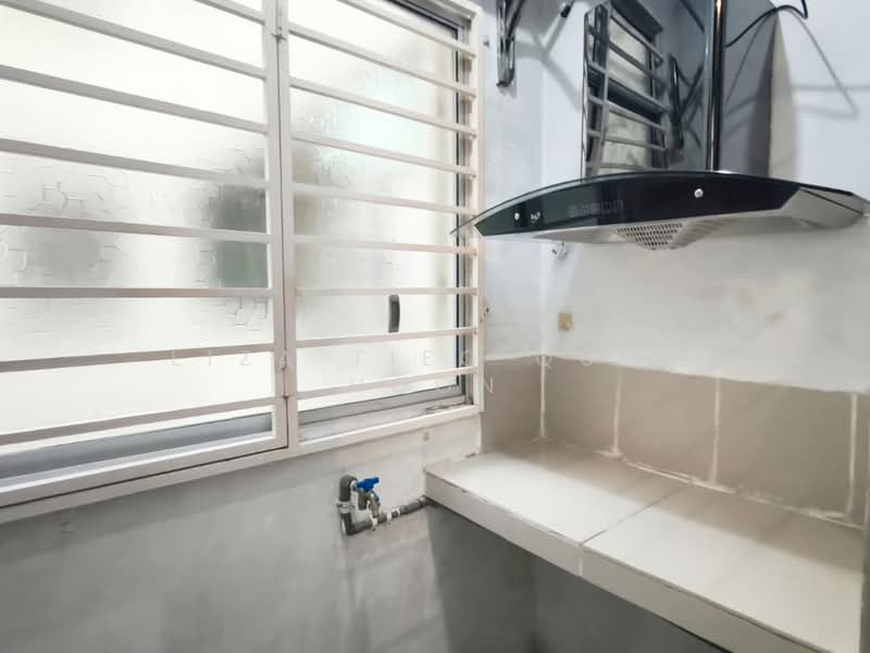 Apartment for Sale at Baiduri Court Apartment - Liza Tieo Quek Hoon - Kitchen - PropertyGuru.com.my