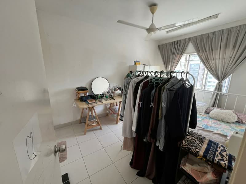 Apartment for Rent at Seri Jati - Alson Tan - Bedroom - PropertyGuru.com.my