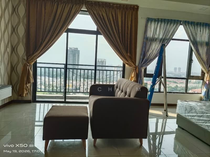 Servis Apartment untuk Disewa di Molek Regency - Ziv Chiam - Living Room - PropertyGuru.com.my