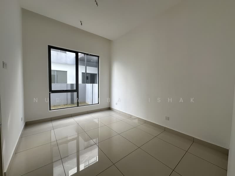 Rumah Berkembar untuk Dijual di Shah Alam (Selangor) - Nur Adibah Ishak - PropertyGuru.com.my