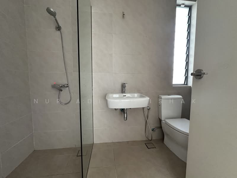 Rumah Berkembar untuk Dijual di Shah Alam (Selangor) - Nur Adibah Ishak - PropertyGuru.com.my